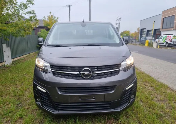 samochody osobowe Opel Vivaro cena 73800 przebieg: 121000, rok produkcji 2019 z Gniew